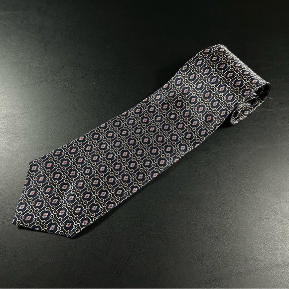 Bill Blass Gold & Navy Blue Woven Medallion Gold Rings Diamond All Silk Neck Tie - Picture 1 of 7
